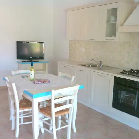 In Budoni/sardinien 23227 *